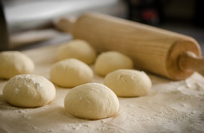 s dough 943245 640 - パン作りを始めたい方へ、道具と材料の必要なものリスト!パンを買うよりお得?
